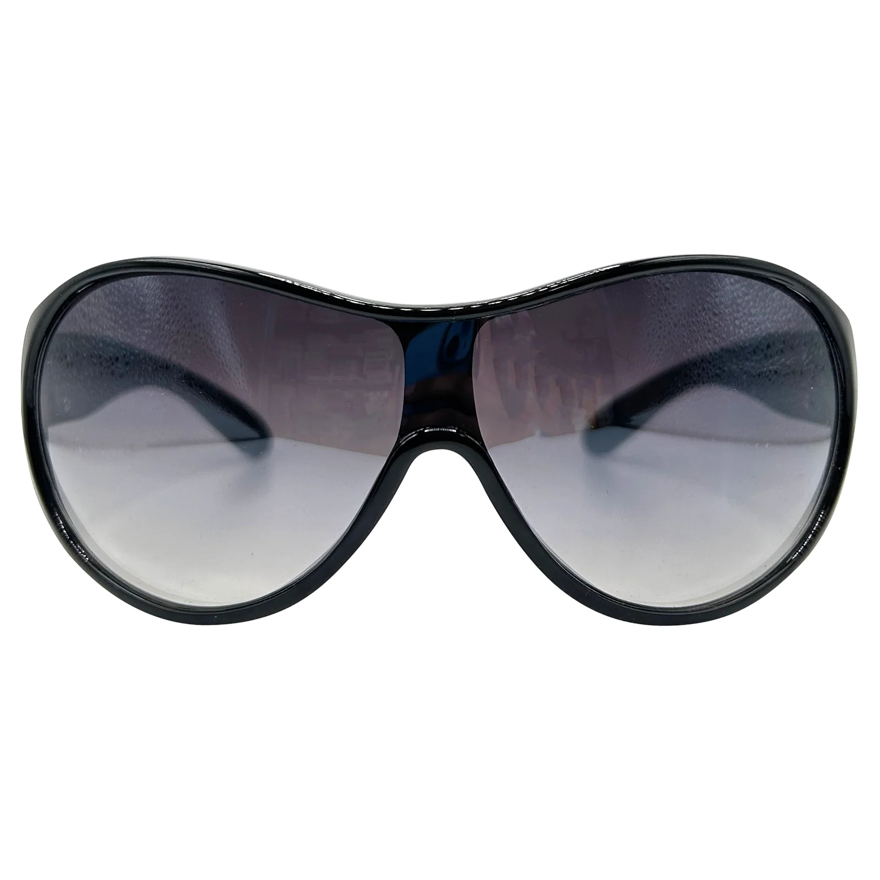 Reflections of Elegance Discover the Beauty of Timeless Eyewear